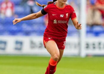 رسميا.. اتحاد جدة السعودي يعلن تعاقده مع نجمة ليفربول