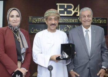 جمعية رجال الأعمال المصريين تبحث مع سفير عمان آفاق وفرص التعاون في قطاع المشروعات الصغيرة والمتوسطة