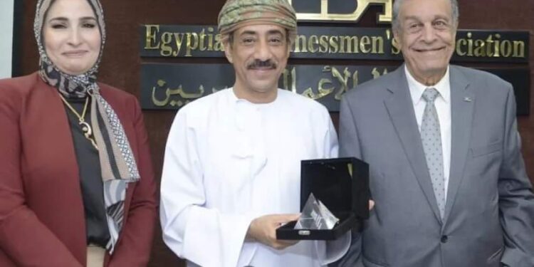 جمعية رجال الأعمال المصريين تبحث مع سفير عمان آفاق وفرص التعاون في قطاع المشروعات الصغيرة والمتوسطة