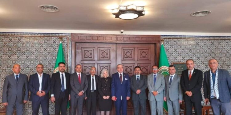 وفد اتحاد الأدباء والكتاب العرب يلتقي مساعد الأمين العام للجامعة العربية