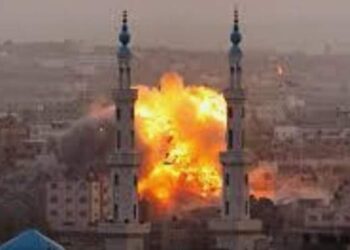 تواصل موجة النزوح جنوبا بعد اعلان اسرائیل تقسیم القطاع الى شطرین