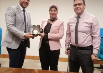 خليفة تلقى ندوة بالأكاديمية العربية للعلوم والتكنولوجيا