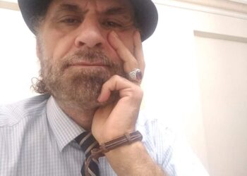 تابوت أم صندوق ؟