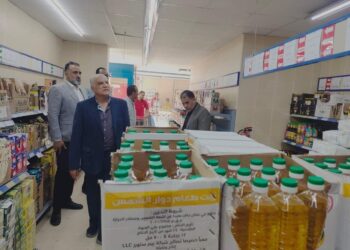 رئيس الغرفة التجارية ومدير التموين بالإسماعيلية يتفقدا منافذ البيع