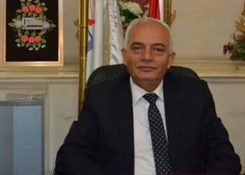 التعليم بمنيا القمح يحتضر أولياء الأمور يستغيثون بالوزير