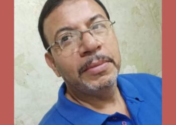 ماذا تعني كلمة  (زُرْقًا) ؟ في القرآن الكريم 