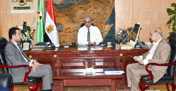 محافظ الفيوم يتابع الأعمال النهائية لتوصيل المرافق لمصنع “يازاكى” للضفائر الكهربائية للسيارات