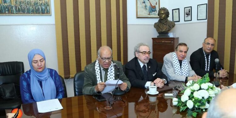 اعتصام لمدة 3 أيام في اتحاد كتاب مصر للمطالبة بوقف المجازر الصهيونية ضد غزة