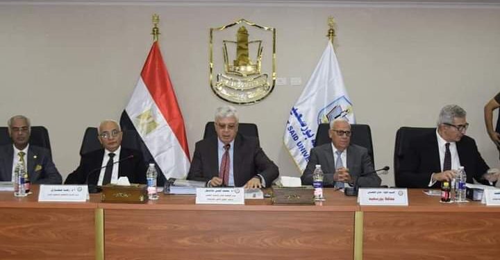 محافظ بورسعيد يشارك في اجتماع المجلس الأعلى للجامعات بجامعة بورسعيد