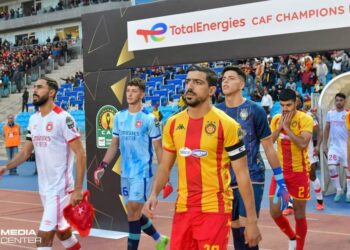 الجوهرة في حوزة الغول .. والبترول يغمر الأمواج