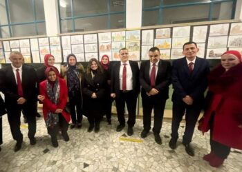 في إطار جولتها الأوروبية ضمن حملة “شارك بصوتك”..وزيرة الهجرة تتفقد مدرسة نجيب محفوظ في ميلانو الإيطالية