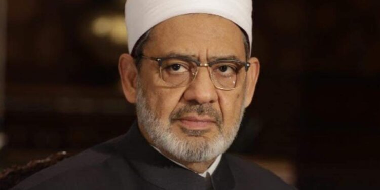 نفى المركز الإعلامي للأزهر صحة ما يتم تداوله من منشورات على مواقع التواصل الاجتماعي