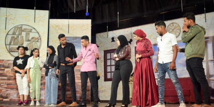 شاهدت لكم: العرض المسرحي الاستعراضي “بيت العيلة”