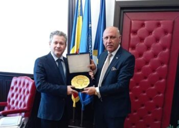 الزهيري يزور رومانيا ويلتقي برئيس جامعة بوليتكنيك في بوخارست