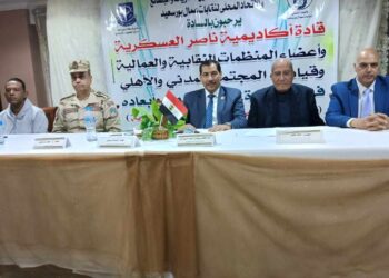 وتستمر جولات نائب رئيس إتحاد عمال مصر لدعم المرشح الرئاسى عبد الفتاح السيسي