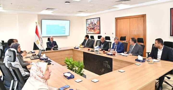 سويلم : يتابع أعمال حماية جوانب نهر النيل وتطوير الواجهات النيلية  