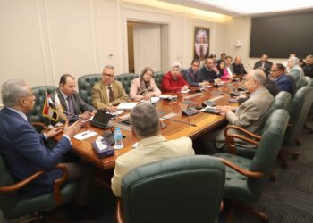 مع بدء الانتقال للعاصمة الإدارية الجديدة .. شحاته : يوجه “إدارة المعلومات” بسرعة العمل على المنظومة الرقمية والمعلوماتية الخاصة بالوزارة و”المديريات”.