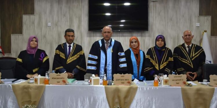 رئيس جامعة الفرات يترأس لجنة مناقشة رسالة ماجستير