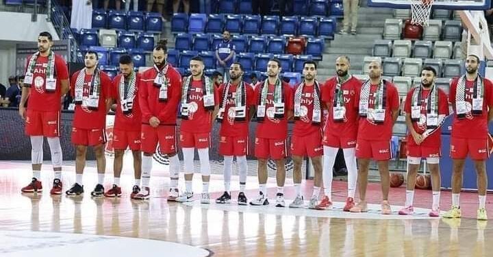 الأهلي يتوج بكأس بطولة مرتبط كرة السلة