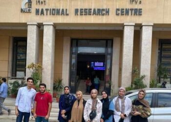 الفنون التطبيقية بالجامعة المصرية الروسية تنظم زيارة للطلاب