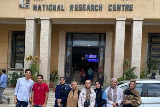 الفنون التطبيقية بالجامعة المصرية الروسية تنظم زيارة للطلاب