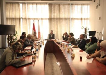 أحمد عيسى يتابع آخر مستجدات الأعمال بالمتحف المصري