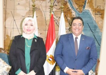 جامعة حلوان تنظم مؤتمر قمة المناخ الثامنة والعشرين 