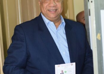 مصيلحي يدلي بصوته الإنتخابي قائلاً:-  3 أيام فاصلة في رسالة المصريين للعالم أجمع