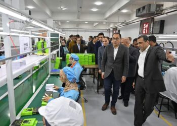 زيارة رئيس الوزراء لخطوط إنتاجنا بالسحنة و دعم الحكومة للتصنيع المحلي