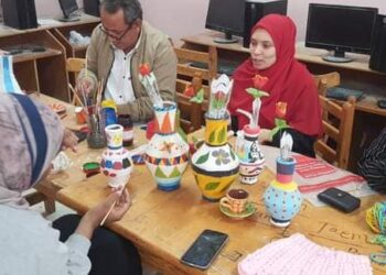 ورشه أعمال يدويه بمركز التنميه الشبابية براس سدر تحت شعار حرفتك صنعتك :