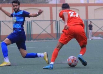 أبوالمطامير في السليم هزم الدلنجات وانفرد بالقمة