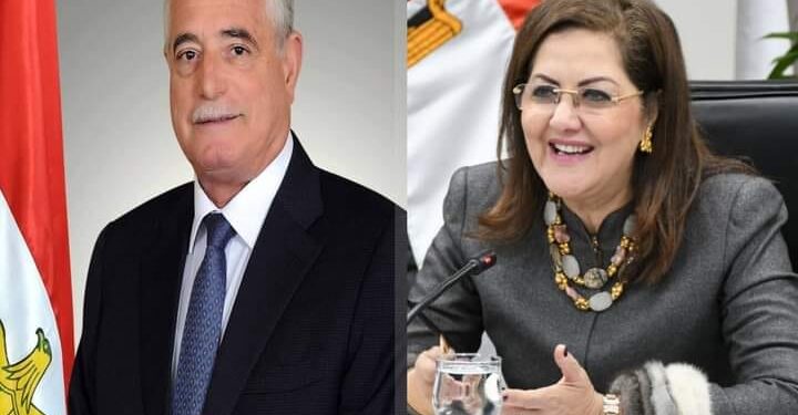 محافظ جنوب سيناء يتابع مع هالة السعيد أهم المشروعات الجارية بالمحافظة