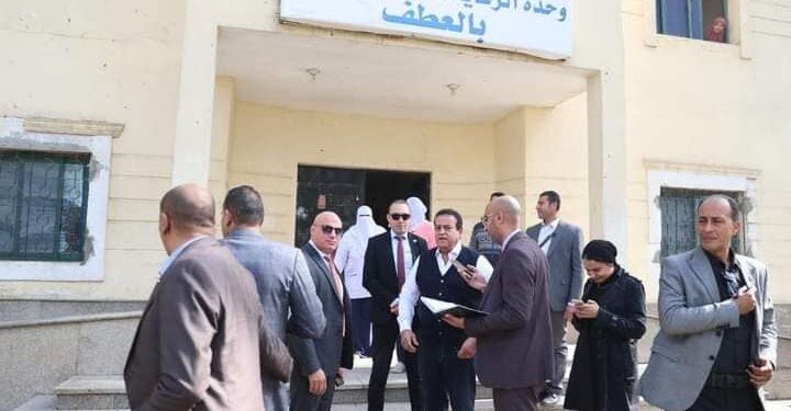 “عبد الغفار”تحويل العاملين بالوحدة الصحية بقرية «العطف» للتحقيق       