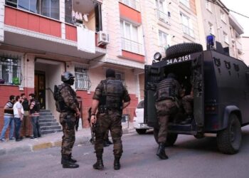 ” الاناضول ” «تحييد» 14 عنصر “بي كيه كيه” شمال سوريا.