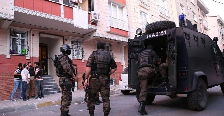 ” الاناضول ” «تحييد» 14 عنصر “بي كيه كيه” شمال سوريا.