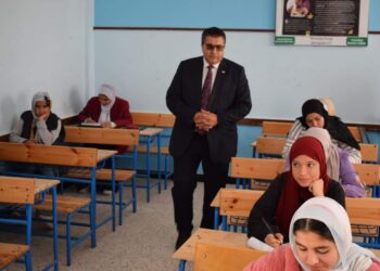 “عقل” يواصل جولاته لمتابعة امتحانات الشهادة الإعدادية بإدارة طور سيناء!!