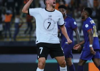 “يقعدو ع الخط ليه ” هداء جادو” لمحمود تريزيجيه”