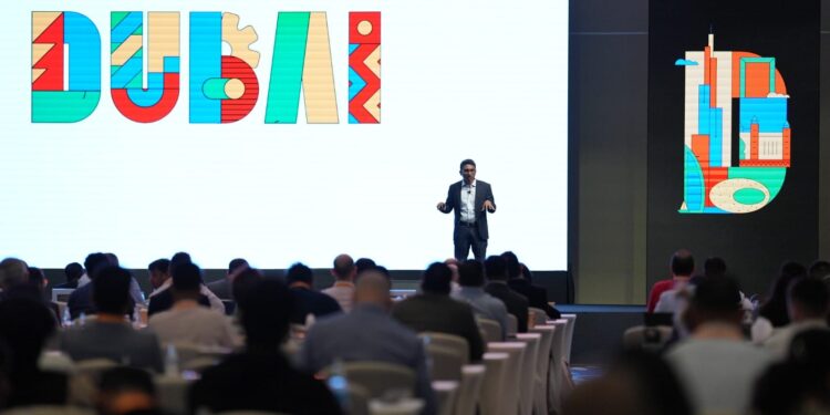 “زوهو “تستقطب الشركات الكبرى في الإمارات  بنسبة “43% “