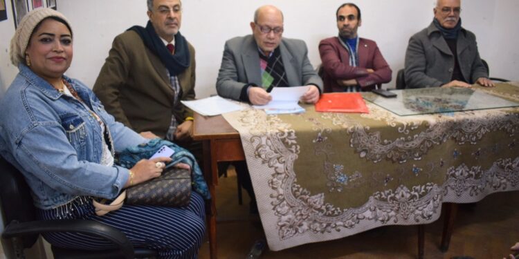 معرض الفنون التشكيلية بإشراف فريق السعادة ببيت ثقافة 26 يوليو