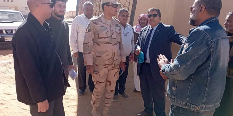 وكيل تعليم بجنوب سيناء يستقبل السكرتير العام للمحافظة بمدرسة السحيمى الجديدة للتعليم الأساسي بالتجمع التنموى