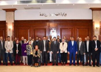 الدكتور أشرف صبحي وزير الشباب يوجه مديري المدن الشبابية بتقديم أفضل الخدمات لشباب مصر
