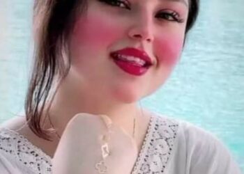 سألتها يوماً