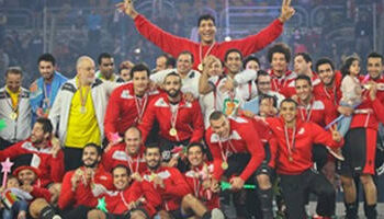 الرئيس السيسي يهنئ منتخب مصر لكرة اليد