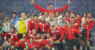 الرئيس السيسي يهنئ منتخب مصر لكرة اليد