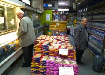 بالصور انطلاق عشرة فروع لمجمعات استهلاكية لرمضان!