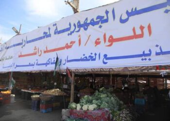 محافظ الجيزة وجولة بمنافذ البيع للجمهور بسوق ب ٦ أكتوبر!