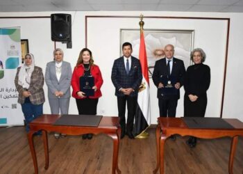 “صبحى “يشهد توقيع مذكرة تفاهم بين الوزارة والمفوضية السامية للأمم المتحدة!