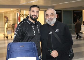 “طارق حداد “في بيروت واستقبال حاشد في مطار بيروت!