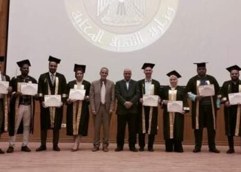 وزير التنمية المحلية: تخريج دفعة جديدة من “قادة المستقبل” بالمحافظات لتأهيل صف ثان بالمحليات