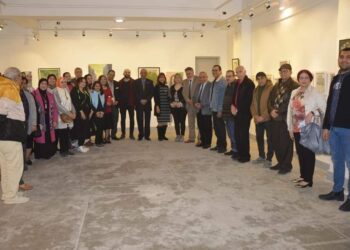 أفتتاح معرض الفنانة التشكيلية الحرة “أميمة عبد العزيز” بعد غياب 38عاما!